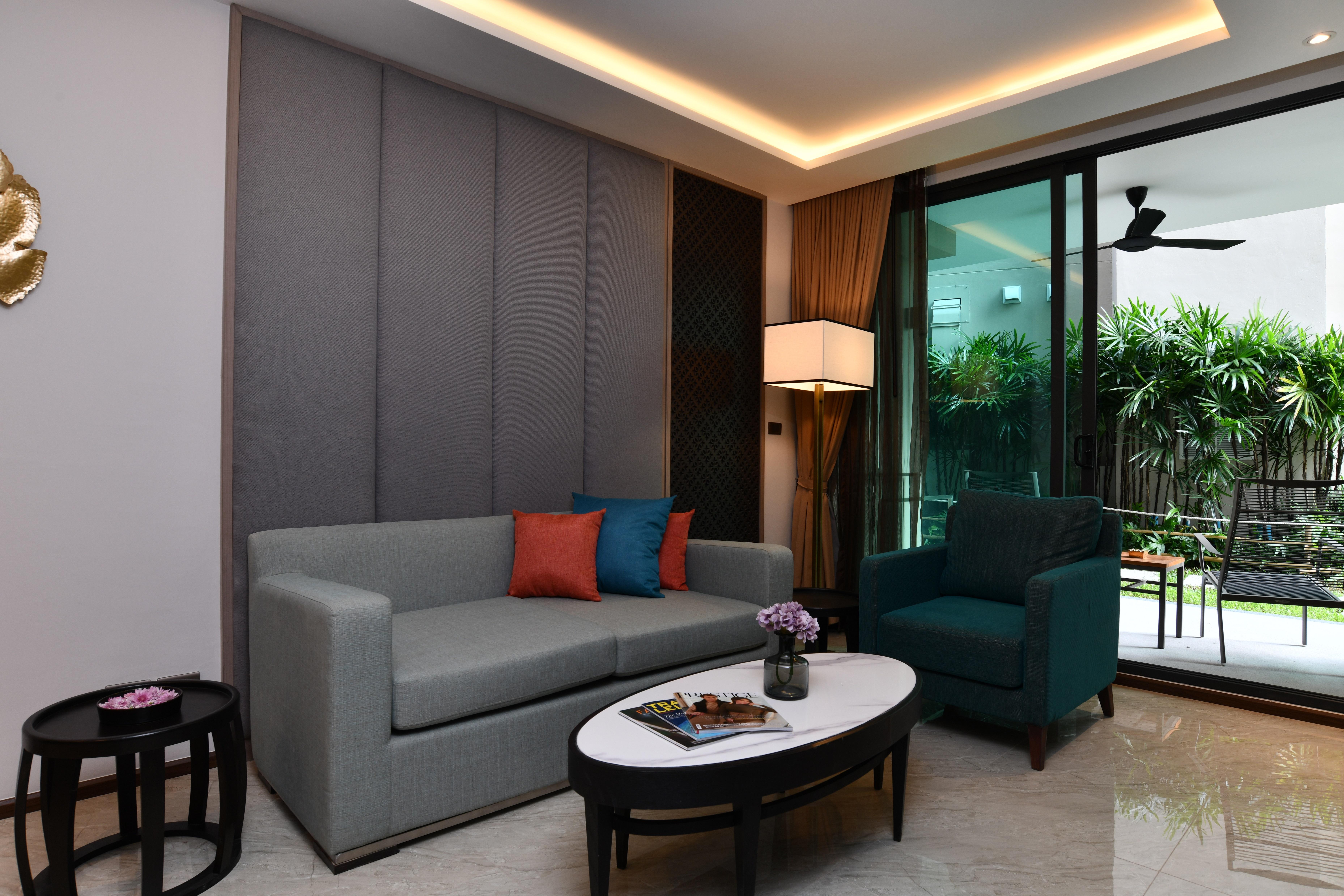 Skyview Resort Phuket Patong Beach Екстериор снимка Living room