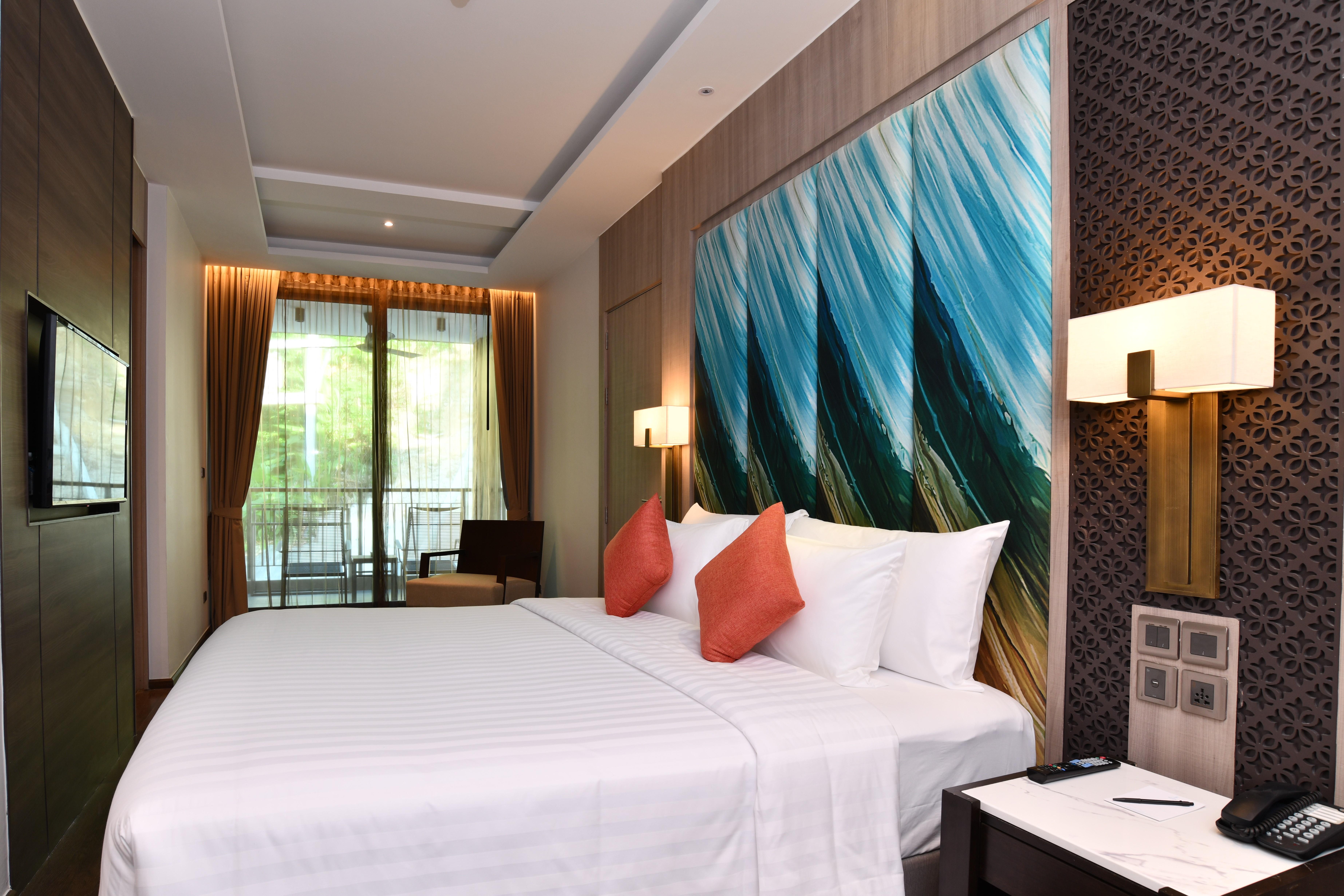 Skyview Resort Phuket Patong Beach Екстериор снимка Deluxe Room