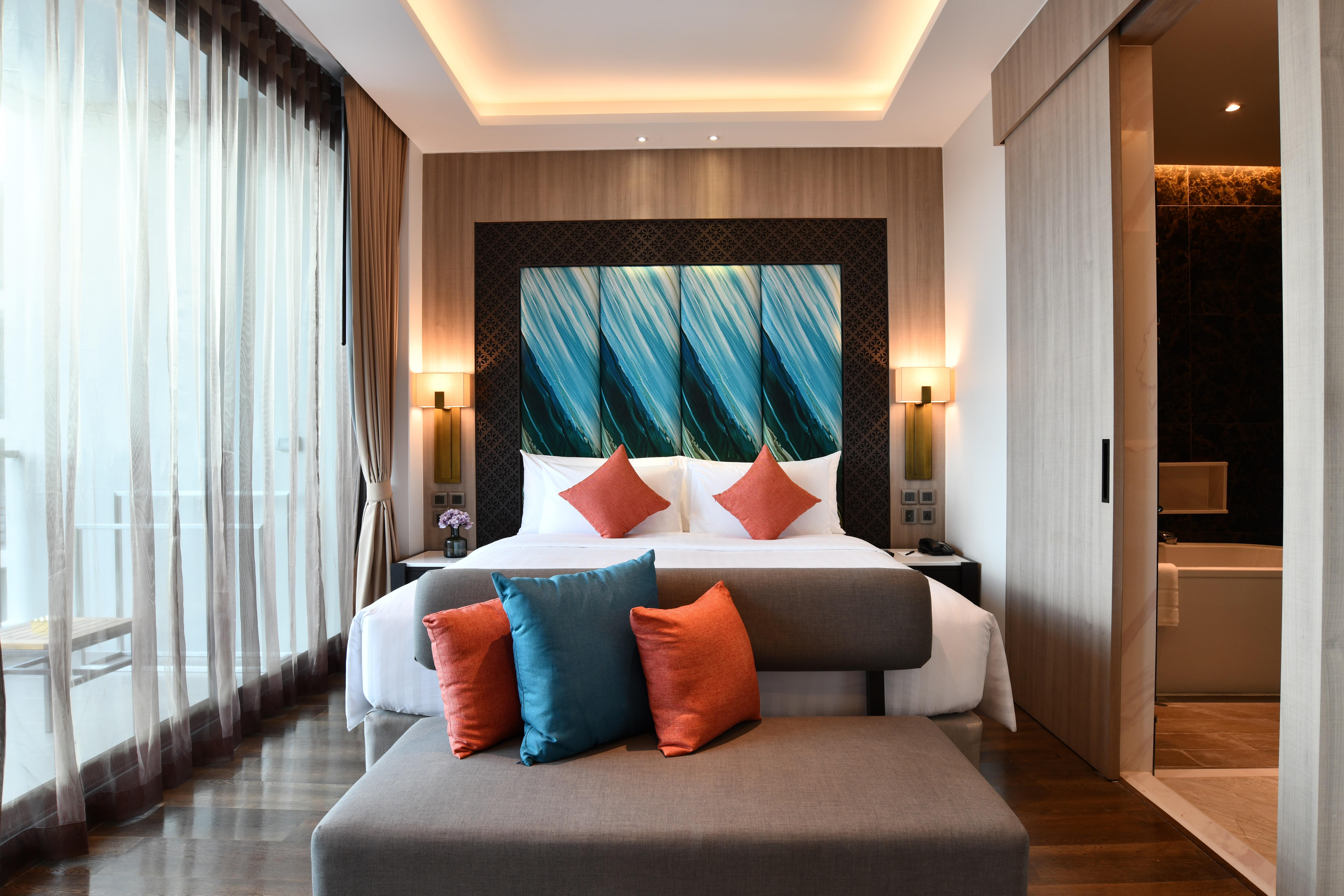 Skyview Resort Phuket Patong Beach Екстериор снимка A bedroom at the hotel