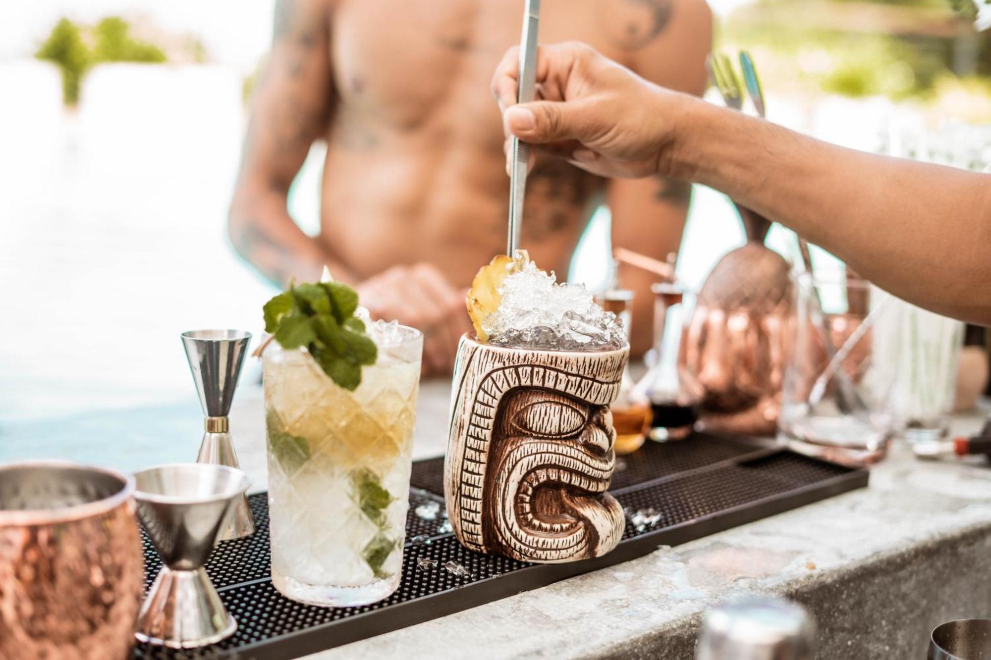 Skyview Resort Phuket Patong Beach Екстериор снимка A tiki drink being stirred