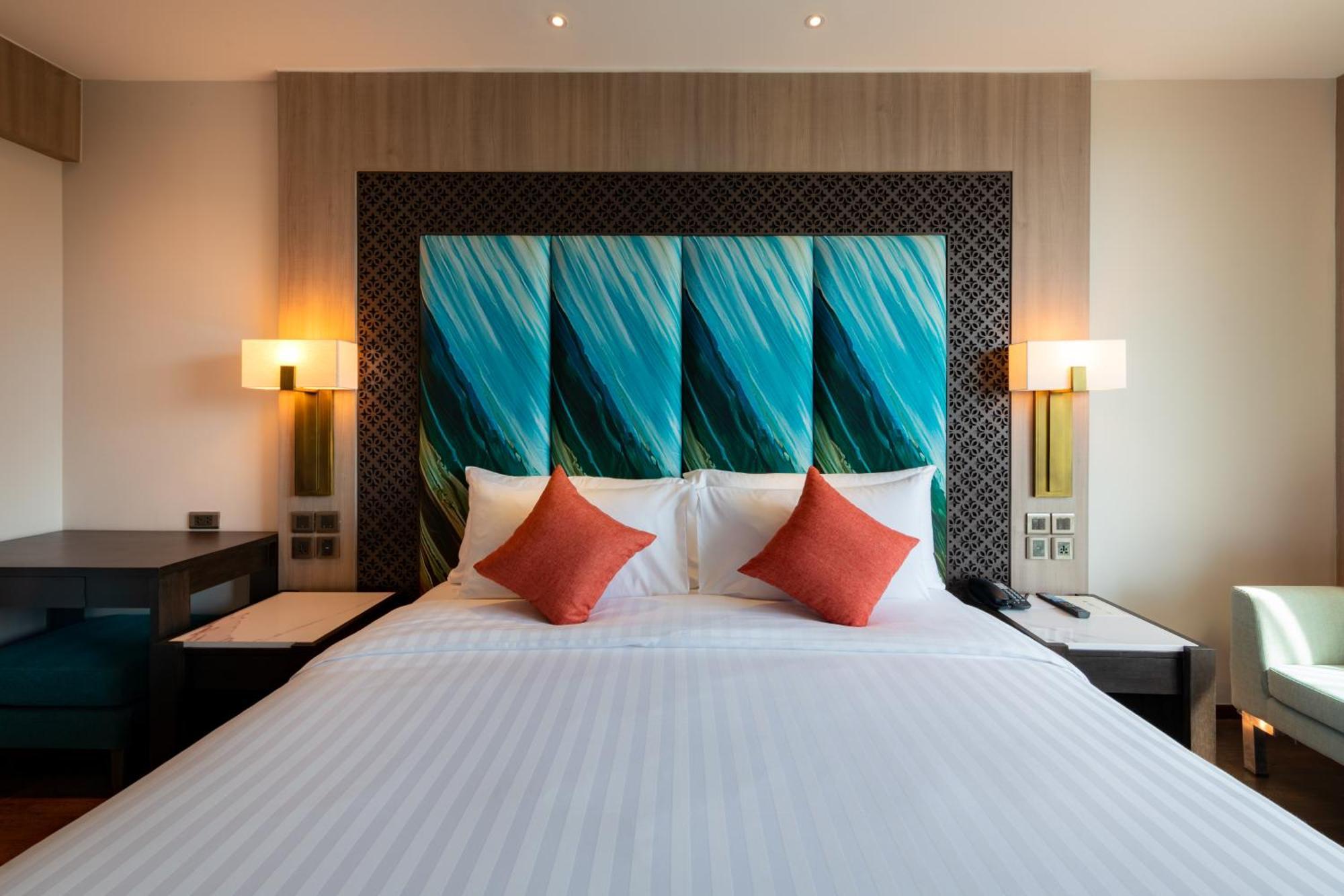 Skyview Resort Phuket Patong Beach Екстериор снимка Deluxe Room